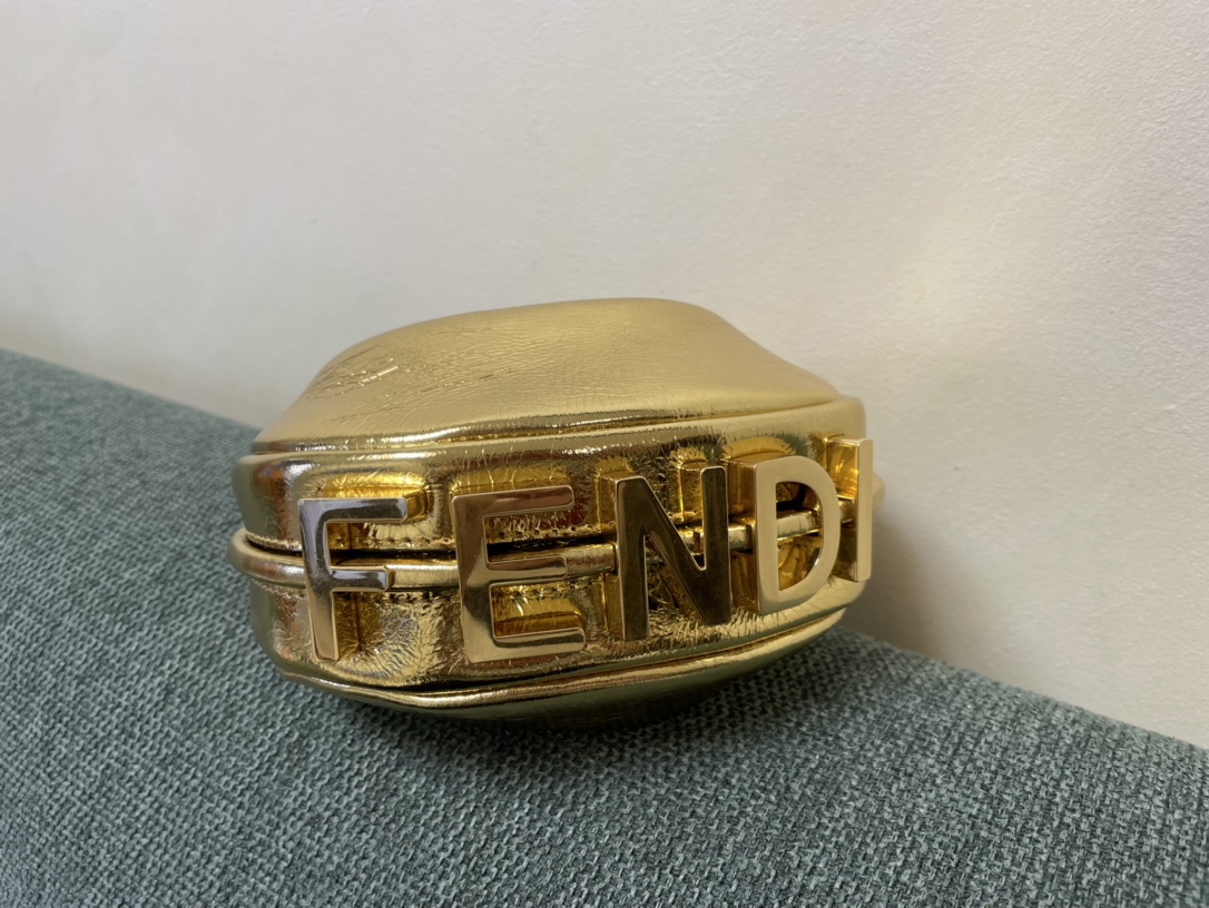 [TOP] FENDI Graphy Mini Bag - Gold