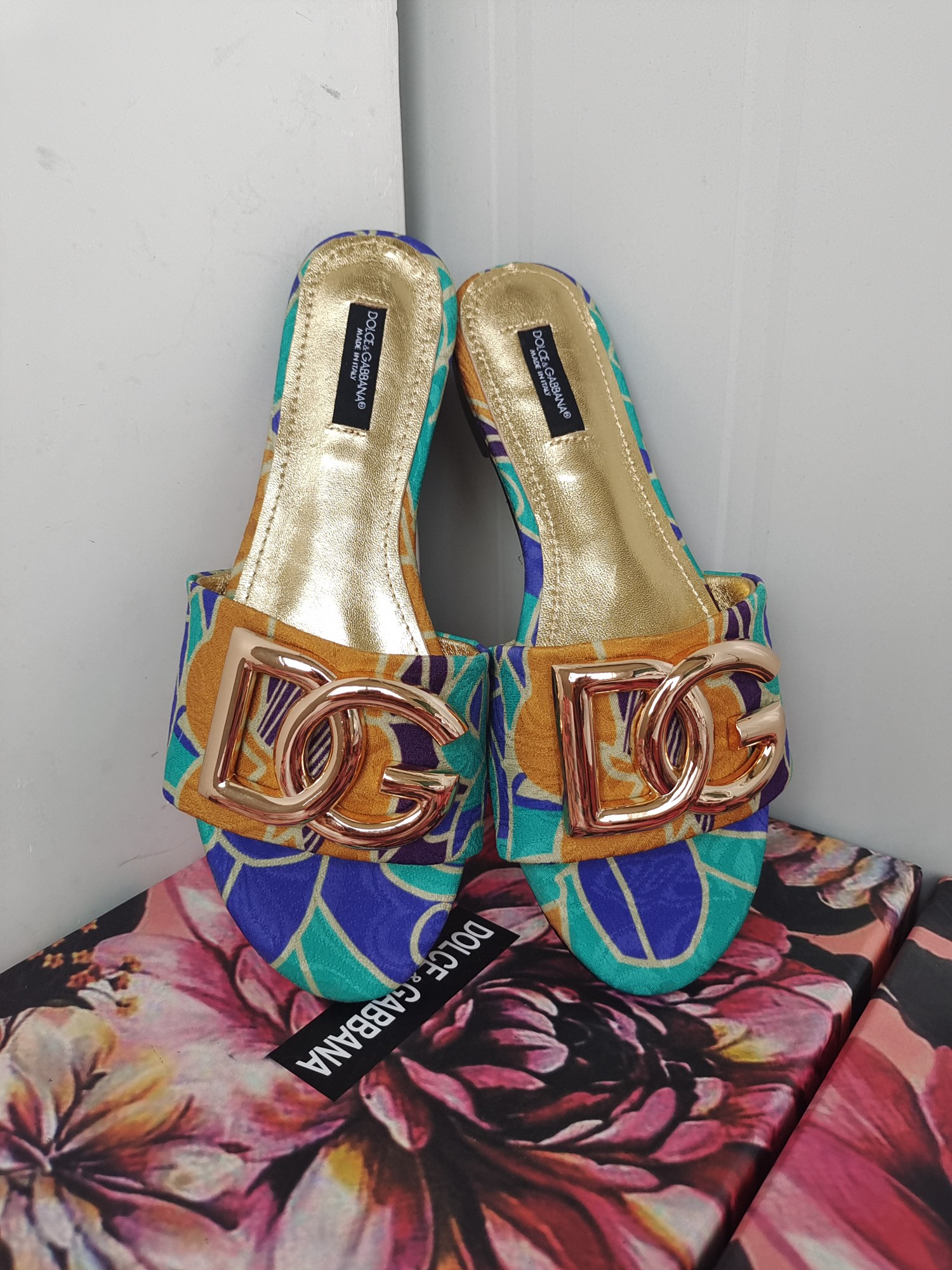 [TOP] Dolce & Gabbana D&G Slides Leather - Green and Yellow Flowers