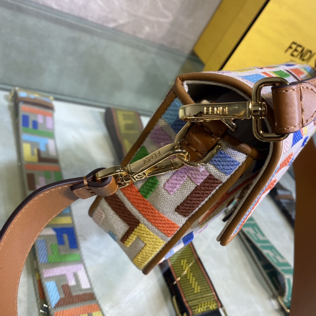 [TOP] FENDI Baguette HandBag