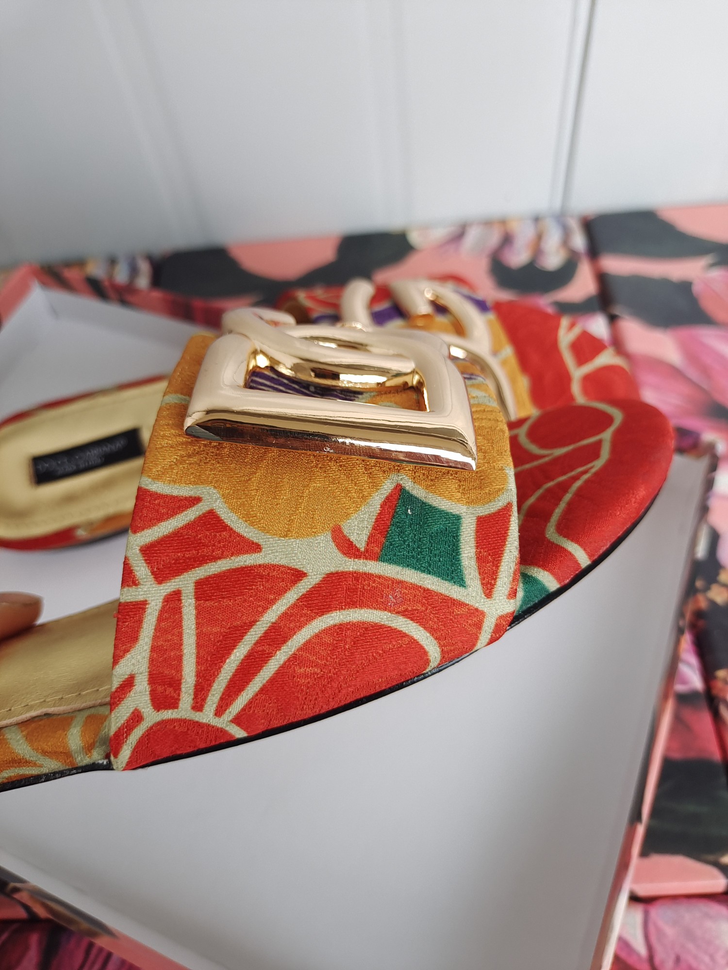 [TOP] Dolce & Gabbana D&G Slides Leather - Red and Yellow Flowers