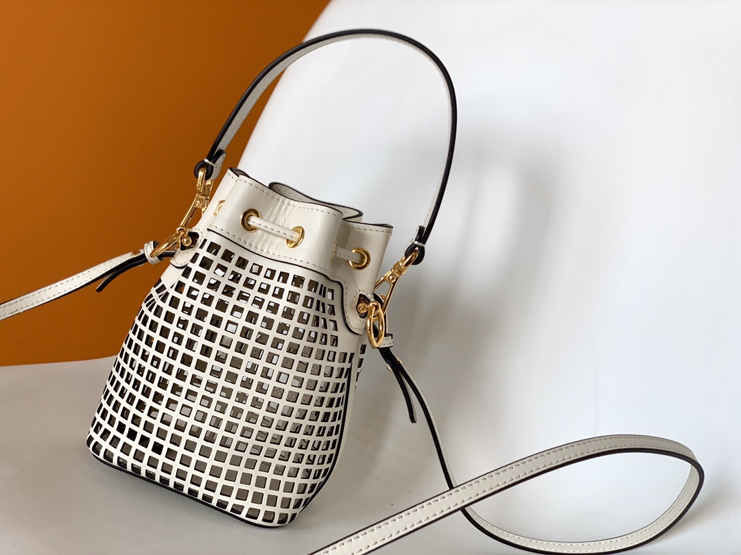 [TOP] FENDI Mon Tresor HandBag - 2 Color