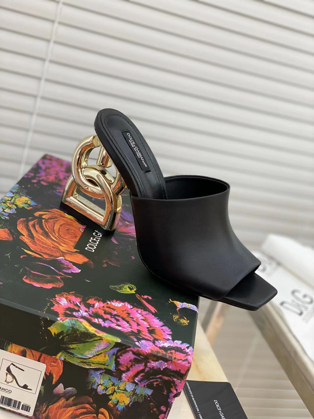 [TOP] Dolce & Gabbana D&G Slides Leather - 11 Colors