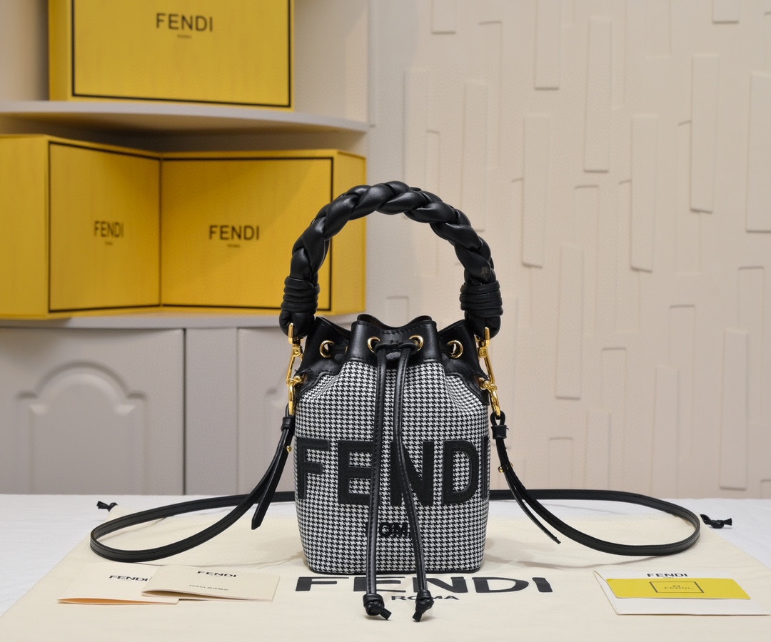 [TOP] FENDI Mon Tresor HandBag - 2 Color