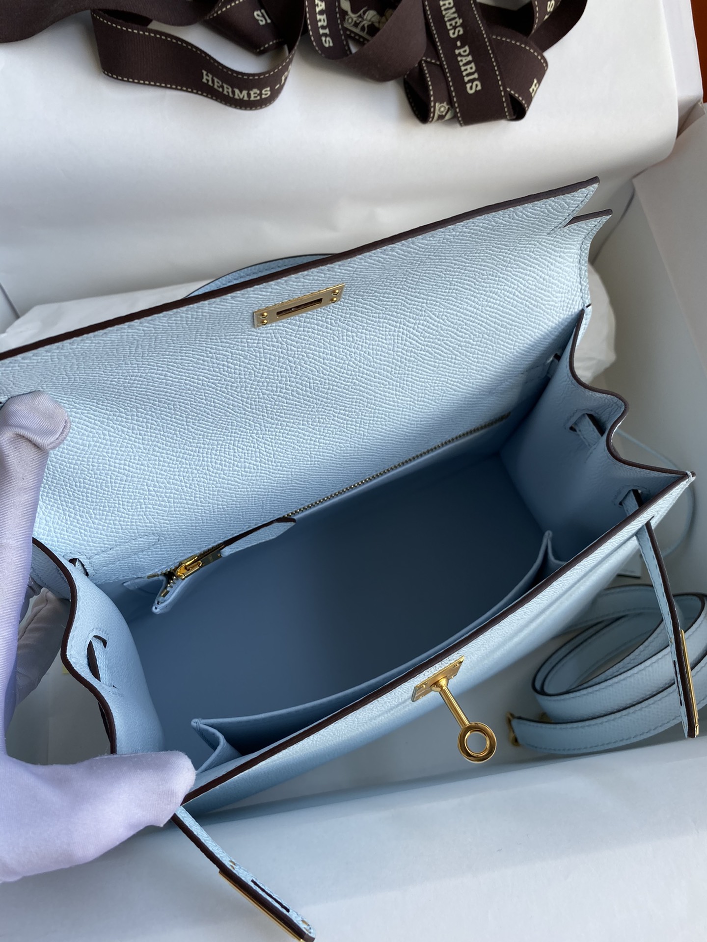[TOP] HERMES Kelly Epsom Leather 25cm/28cm - Baby Blue & GHW/SHW