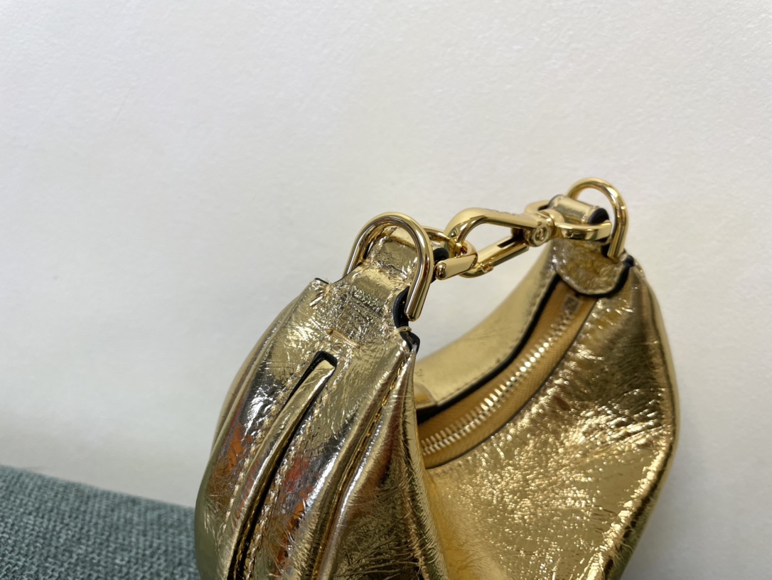 [TOP] FENDI Graphy Mini Bag - Gold