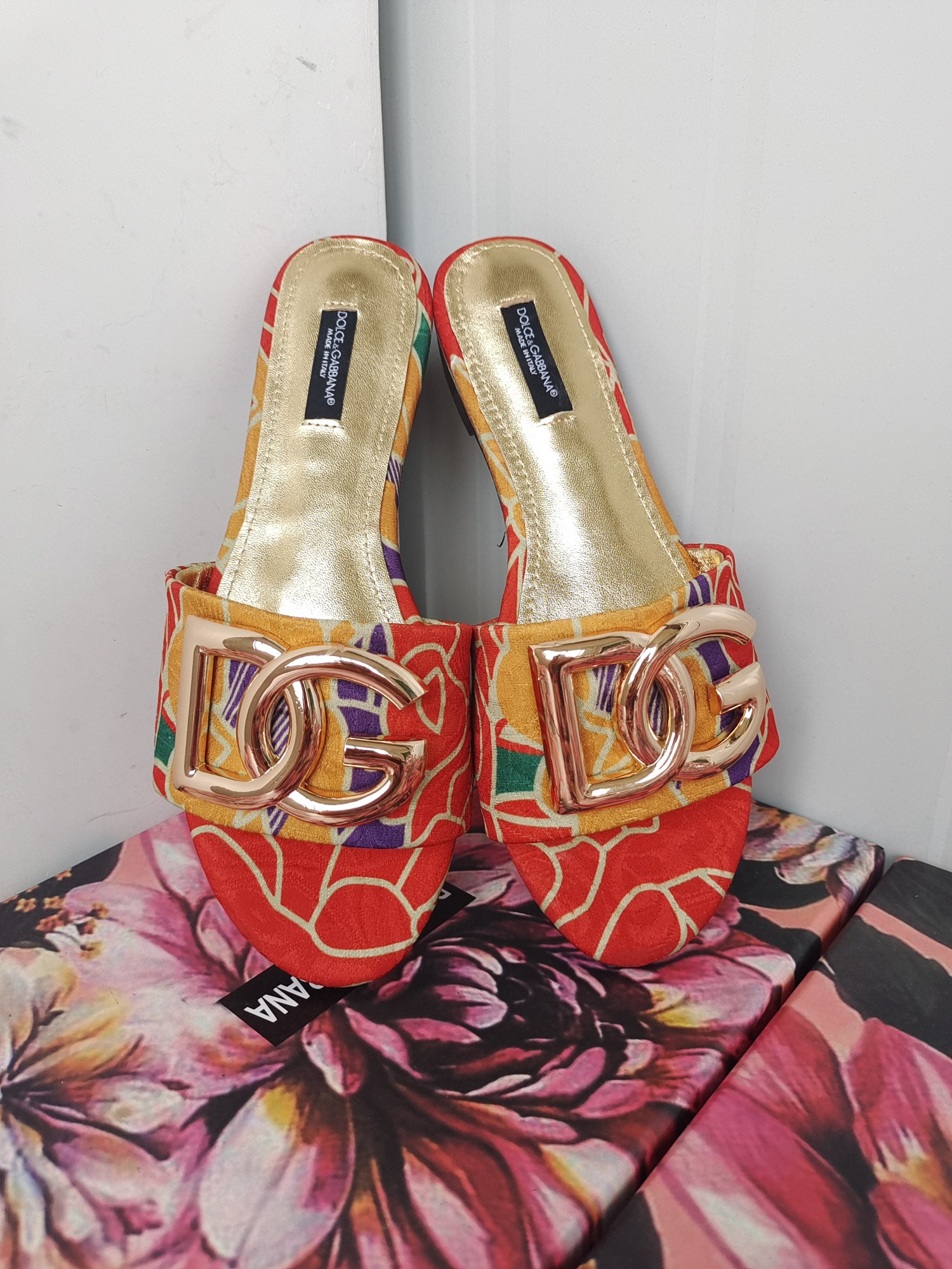 [TOP] Dolce & Gabbana D&G Slides Leather - Red and Yellow Flowers