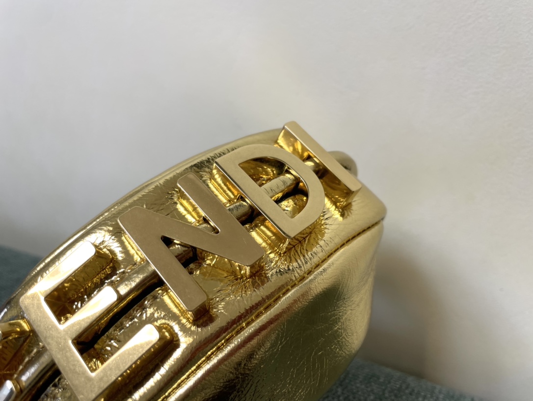 [TOP] FENDI Graphy Mini Bag - Gold