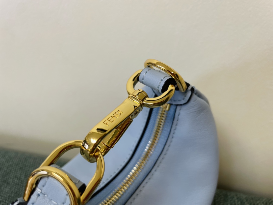 [TOP] FENDI Graphy Mini Bag - Blue