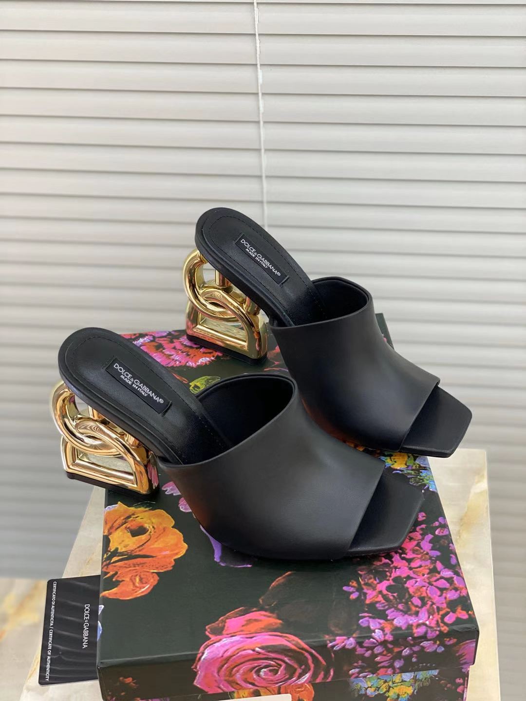 [TOP] Dolce & Gabbana D&G Slides Leather - 11 Colors