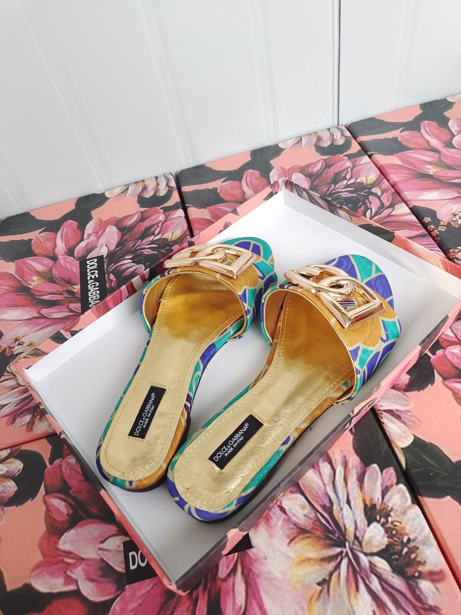 [TOP] Dolce & Gabbana D&G Slides Leather - Green and Yellow Flowers