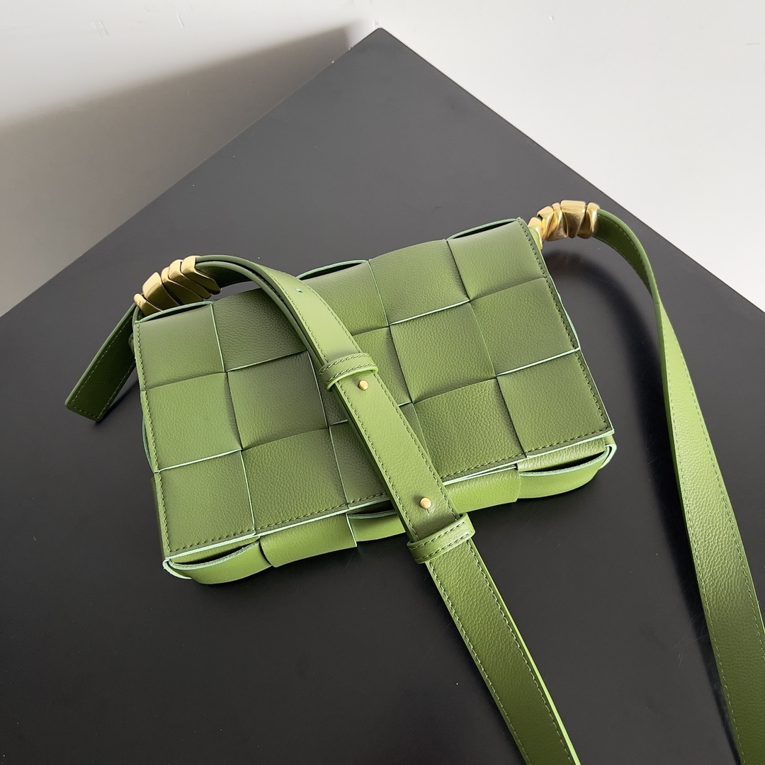 [TOP] Bottega Veneta BV Cassette Bags- 2 Color