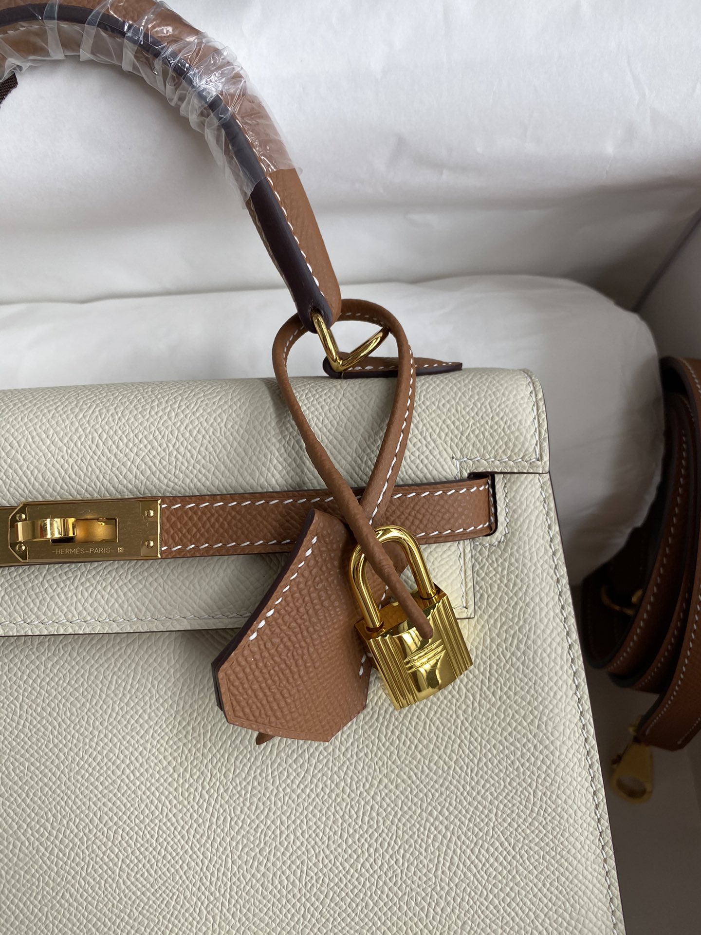 [TOP] HERMES Kelly Epsom Leather 25cm -  White & GHW