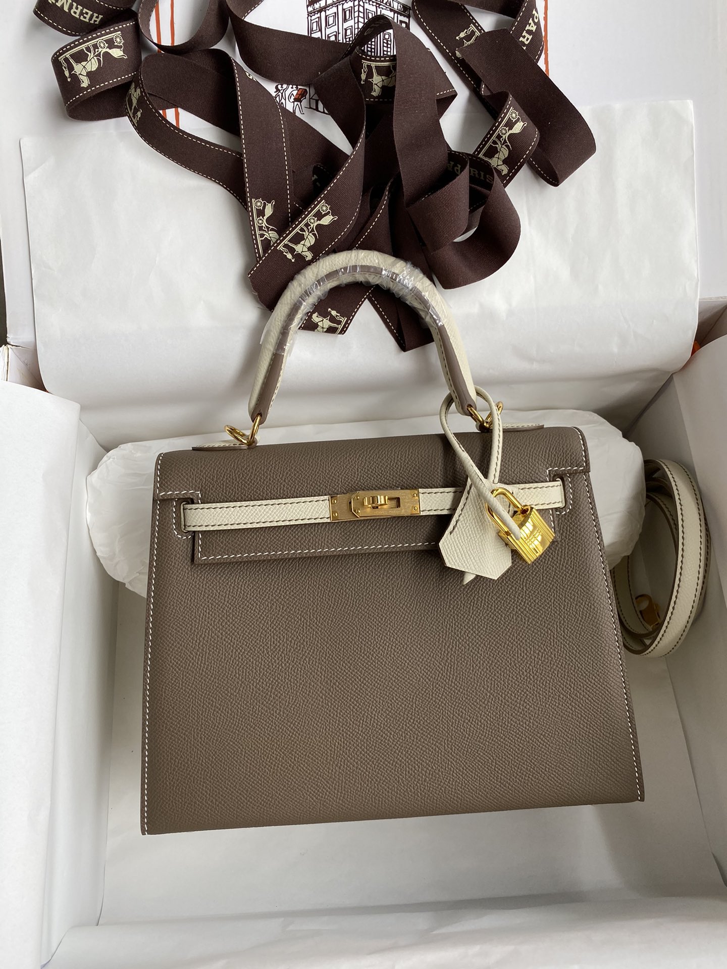 [TOP] HERMES Kelly Epsom Leather 25cm -  Gray & GHW