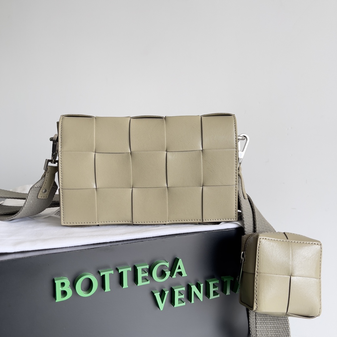 [TOP] Bottega Veneta BV Cassette Bags- 2 Color