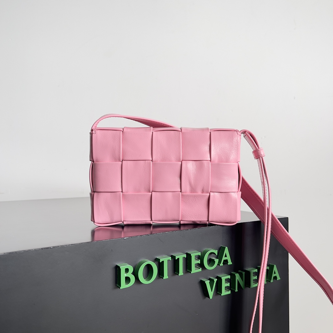 [TOP] Bottega Veneta BV Cassette Bags- Pink