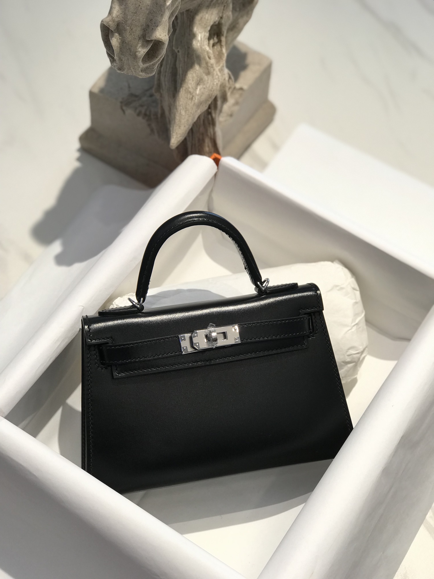 [TOP] HERMES Kelly Box Calf -  Black & SHW