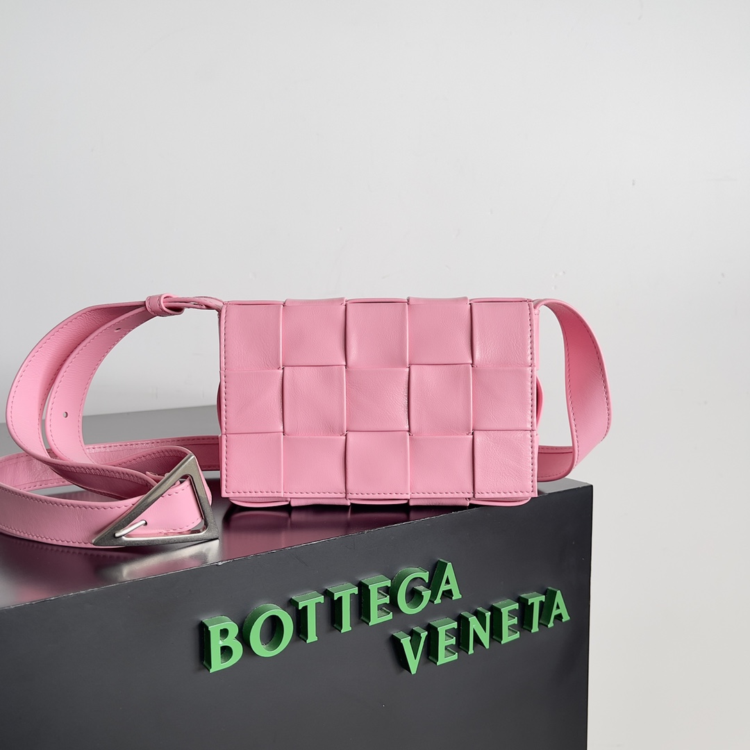 [TOP] Bottega Veneta BV Cassette Bags- Pink
