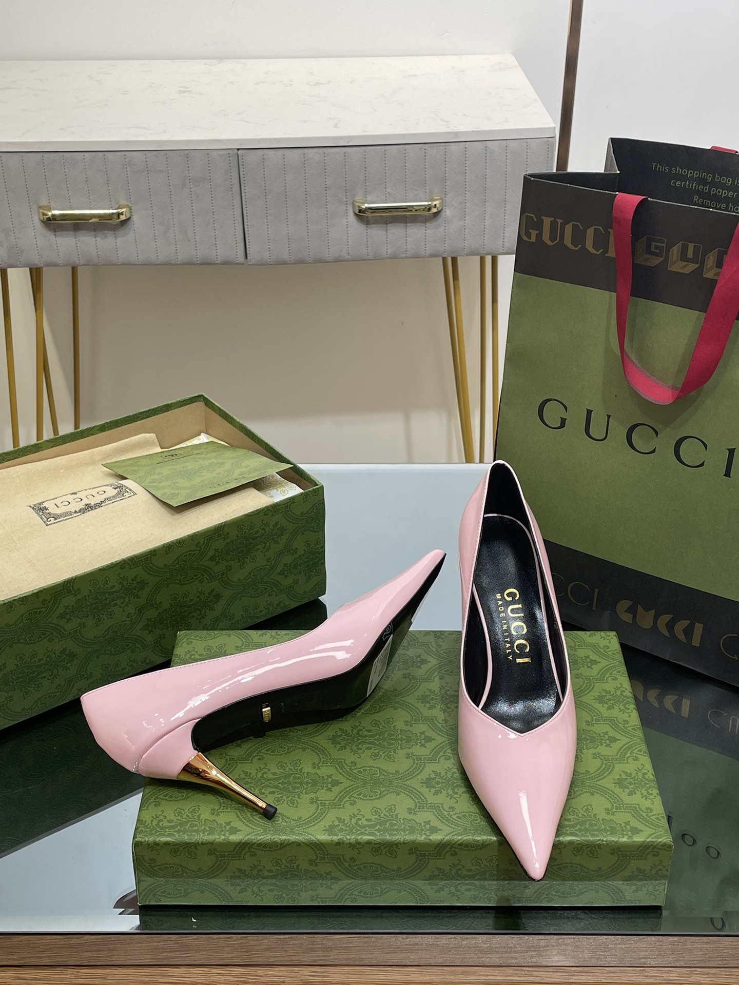 [TOP] GUCCI Pointy Pump - Pink