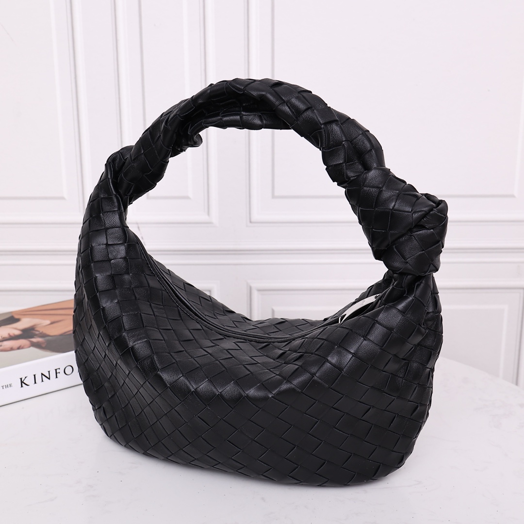 [TOP] Bottega Veneta BV Jodie Bag - Black