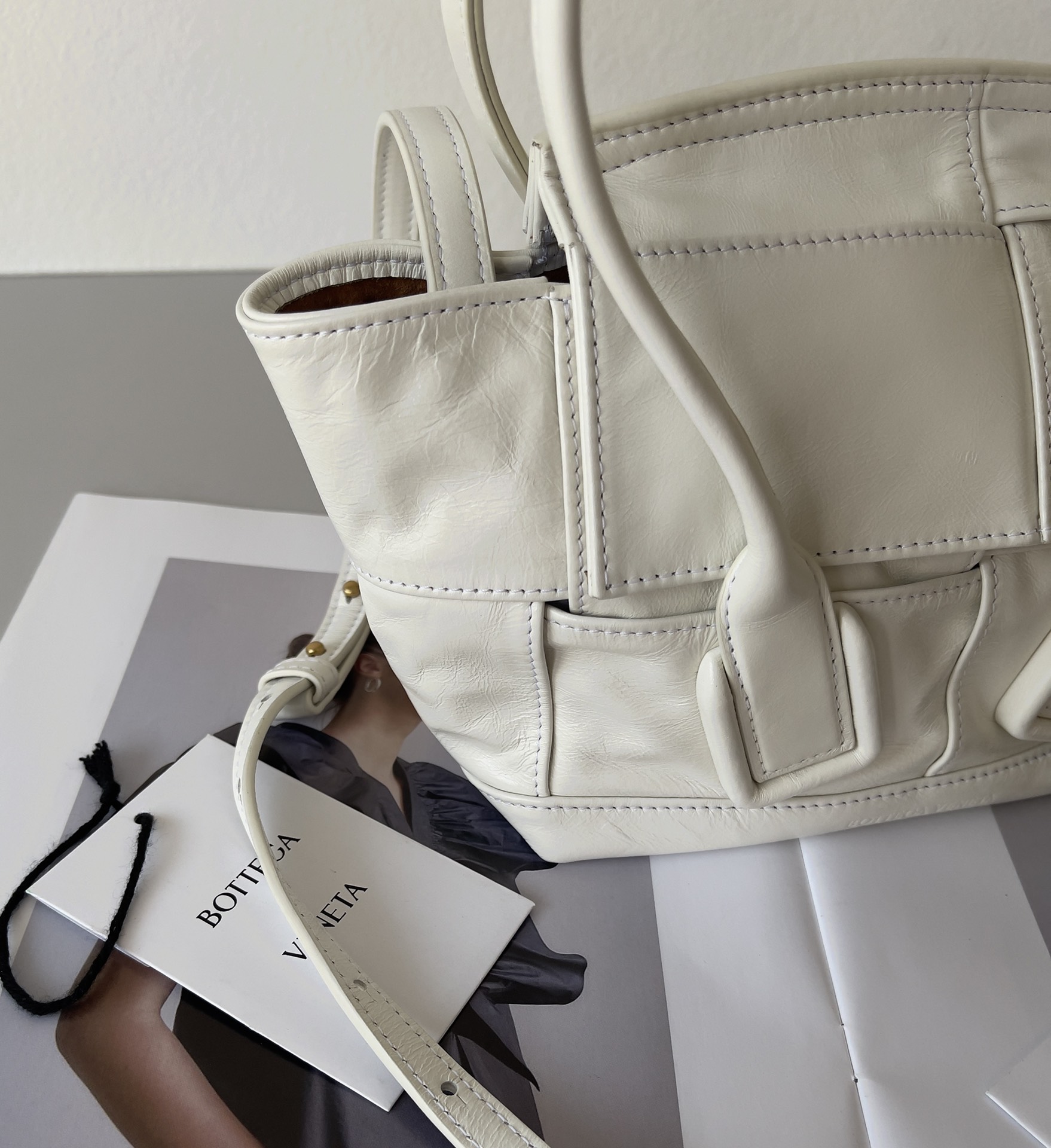 [TOP] Bottega Veneta BV Mini Arco Bags Wax leather - White