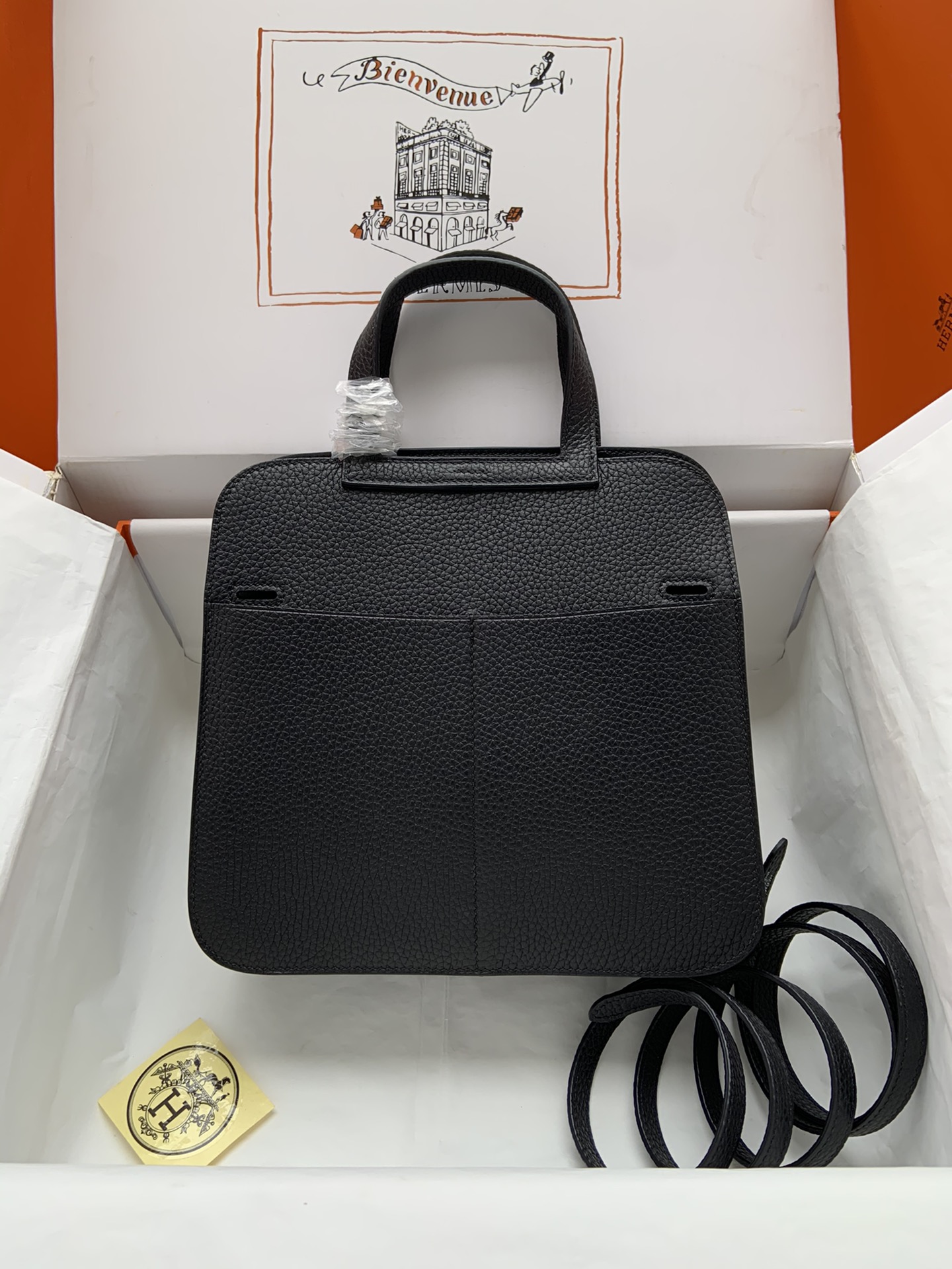 [TOP] HERMES  Clemence Leather Halzan Bag 25cm - Black