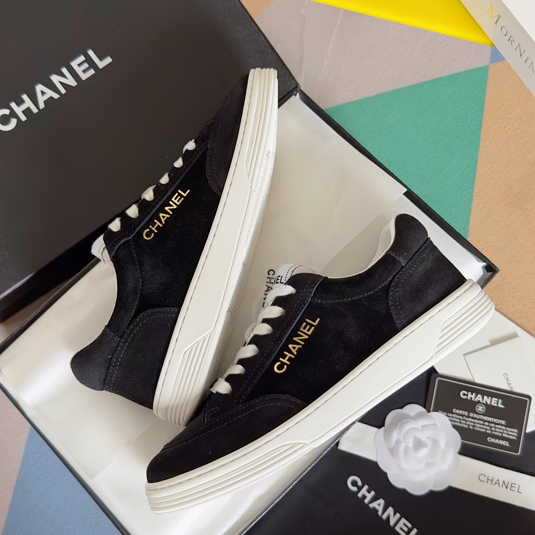 [TOP] CHANEL 23A Sneaker - Panda Color - Black