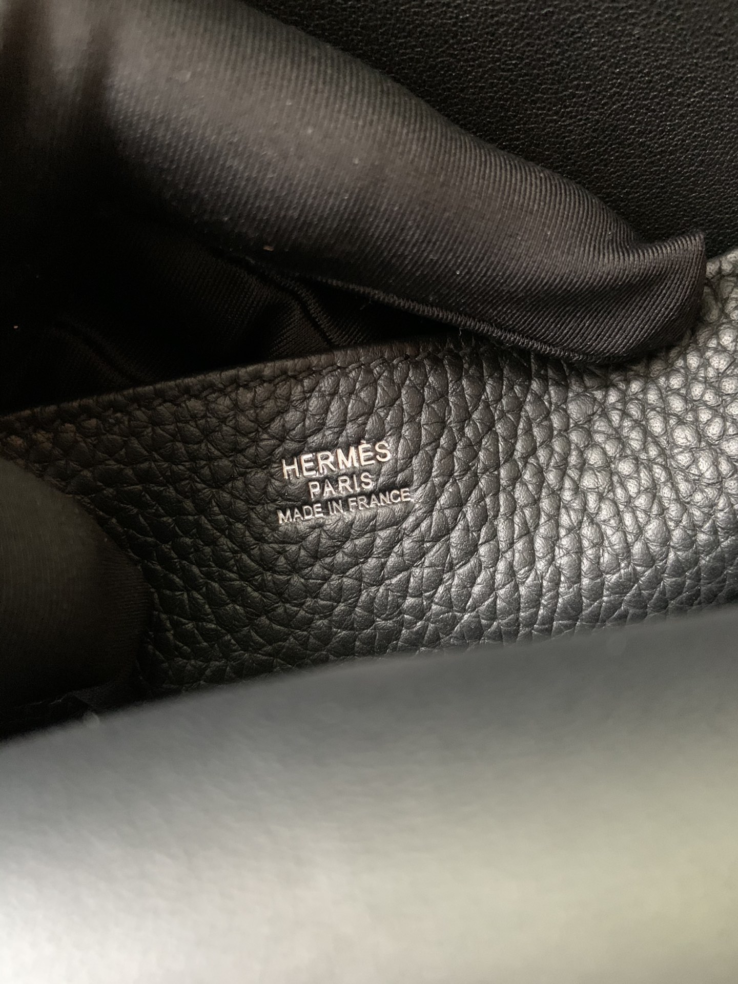 [TOP] HERMES  Clemence Leather Halzan Bag 25cm - Black