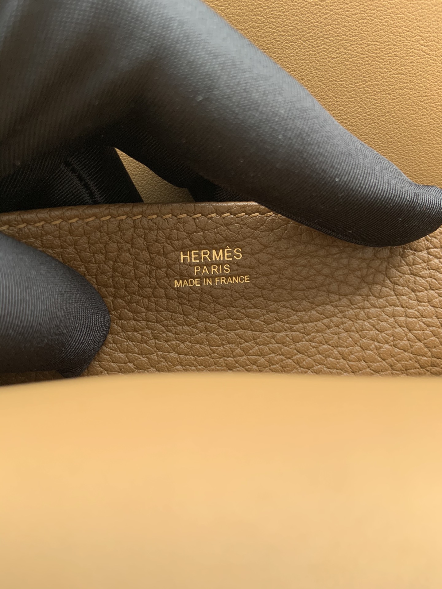 [TOP] HERMES  Clemence Leather Halzan Bag 25cm - Chestnut