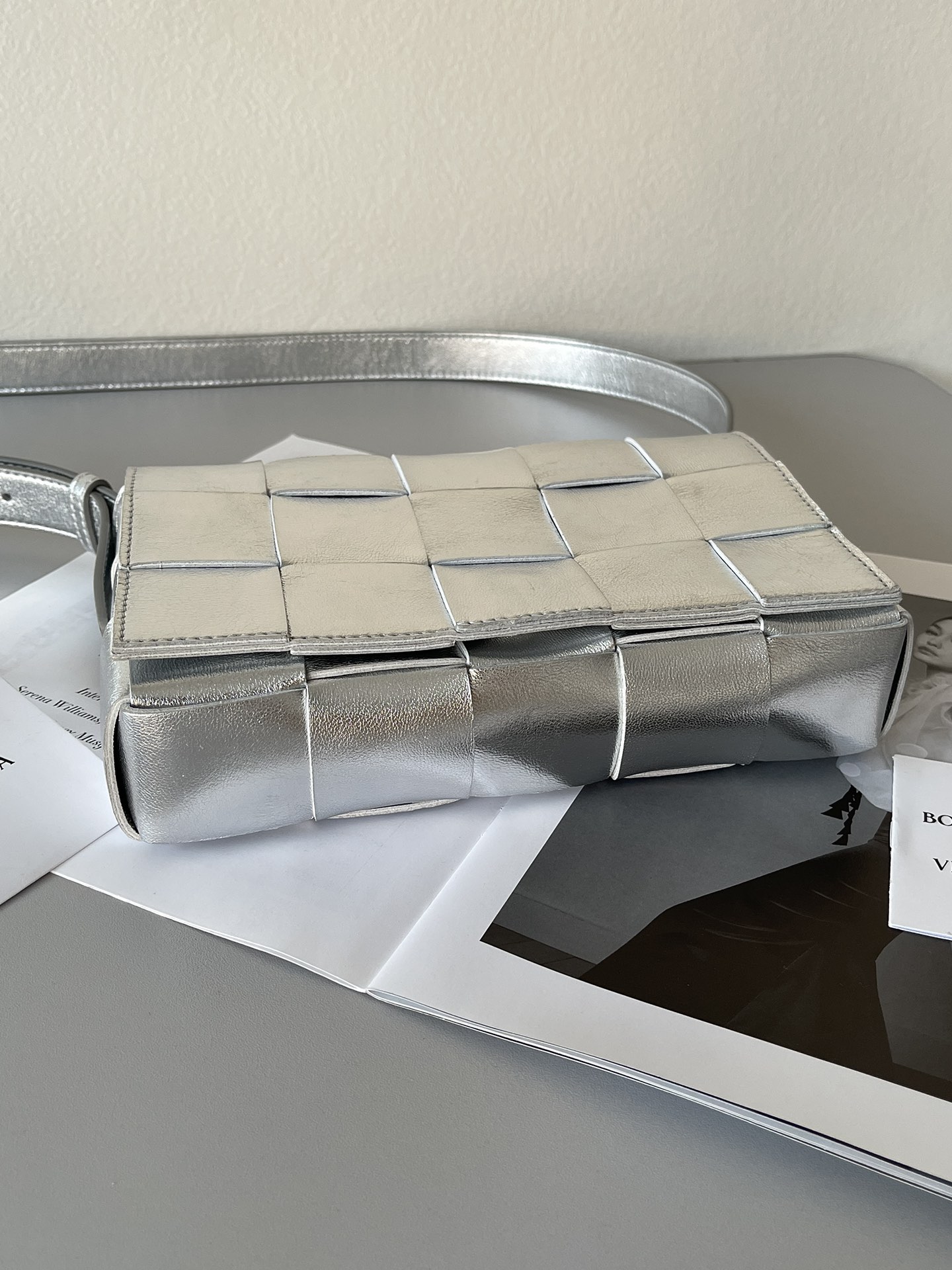 [TOP] Bottega Veneta BV Cassette Bags- Silver