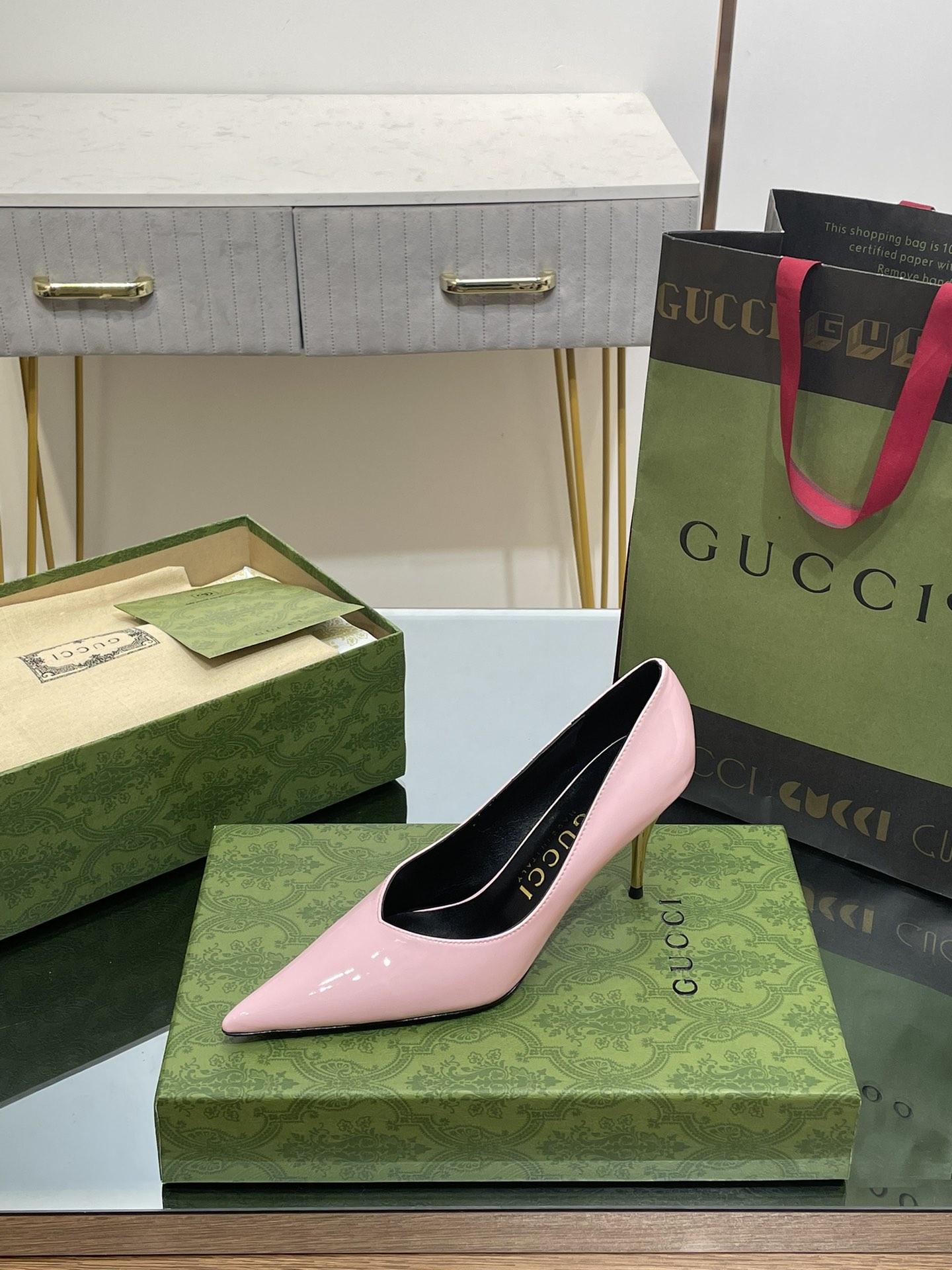 [TOP] GUCCI Pointy Pump - Pink