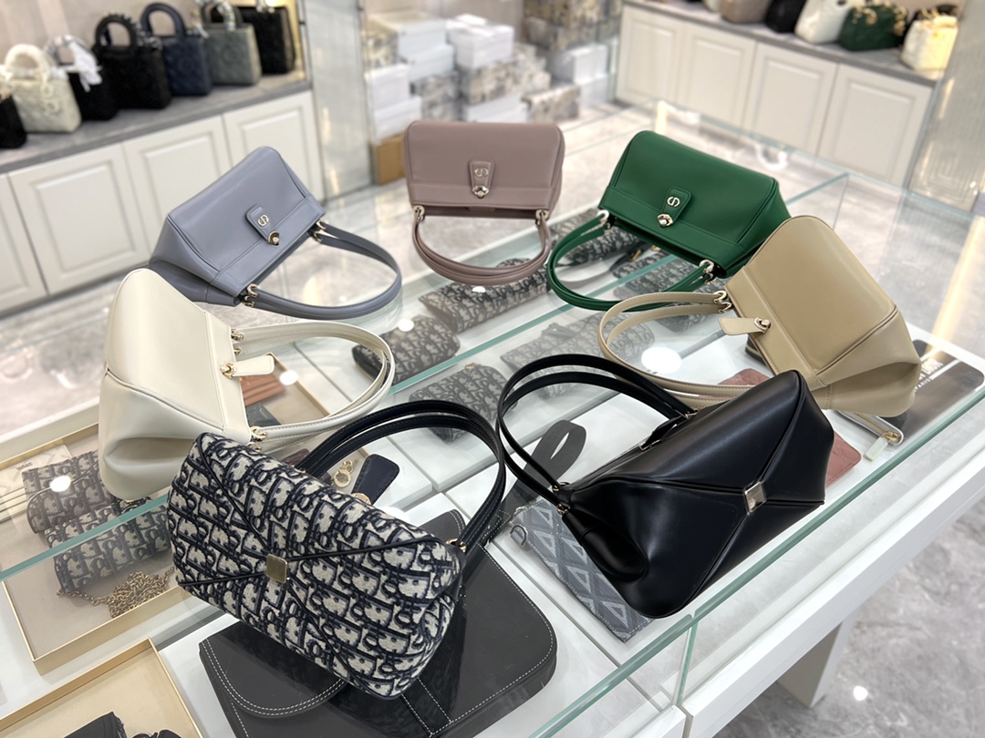 [TOP] Christian Dior Key Oblique Bag 22 x 12.5 x 12cm/28*13*15cm - 7 Color