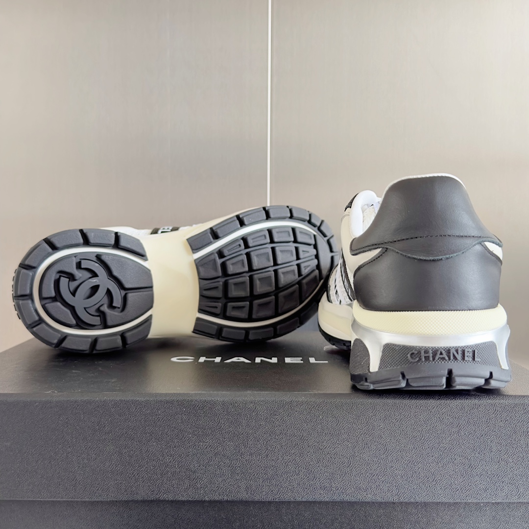 [TOP] CHANEL 23C Sneaker - 6 Colors