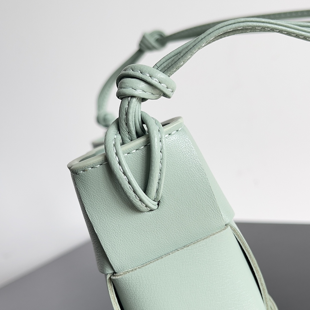 [TOP] Bottega Veneta BV Classic Cassette Bags- Mint Green