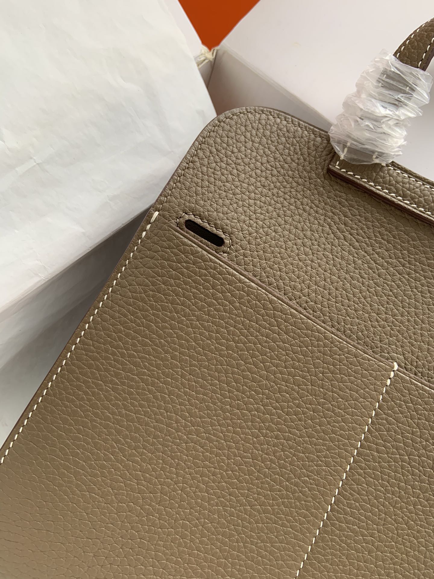 [TOP] HERMES  Clemence Leather Halzan Bag 25cm - Gray