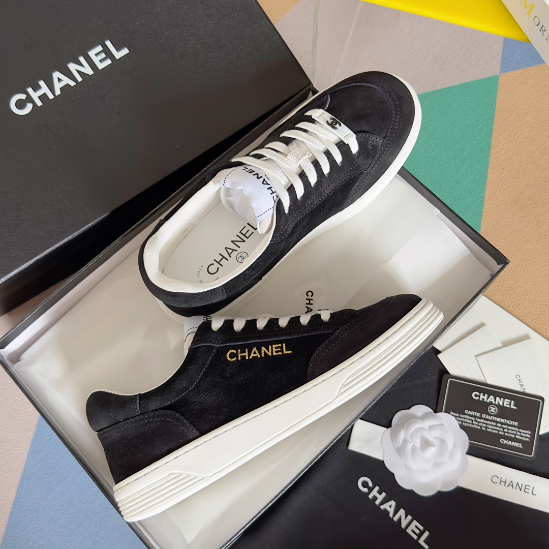 [TOP] CHANEL 23A Sneaker - Panda Color - Black