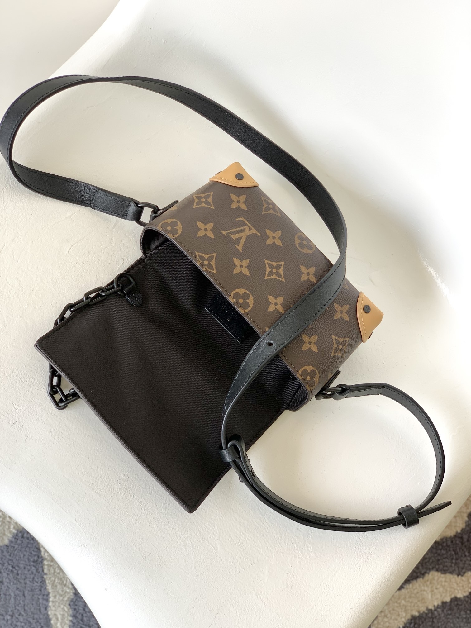 [TOP] Louis Vuitton LV Monogram Eclipse Steamer Mini Bag 18 x 11 x 6.5 cm