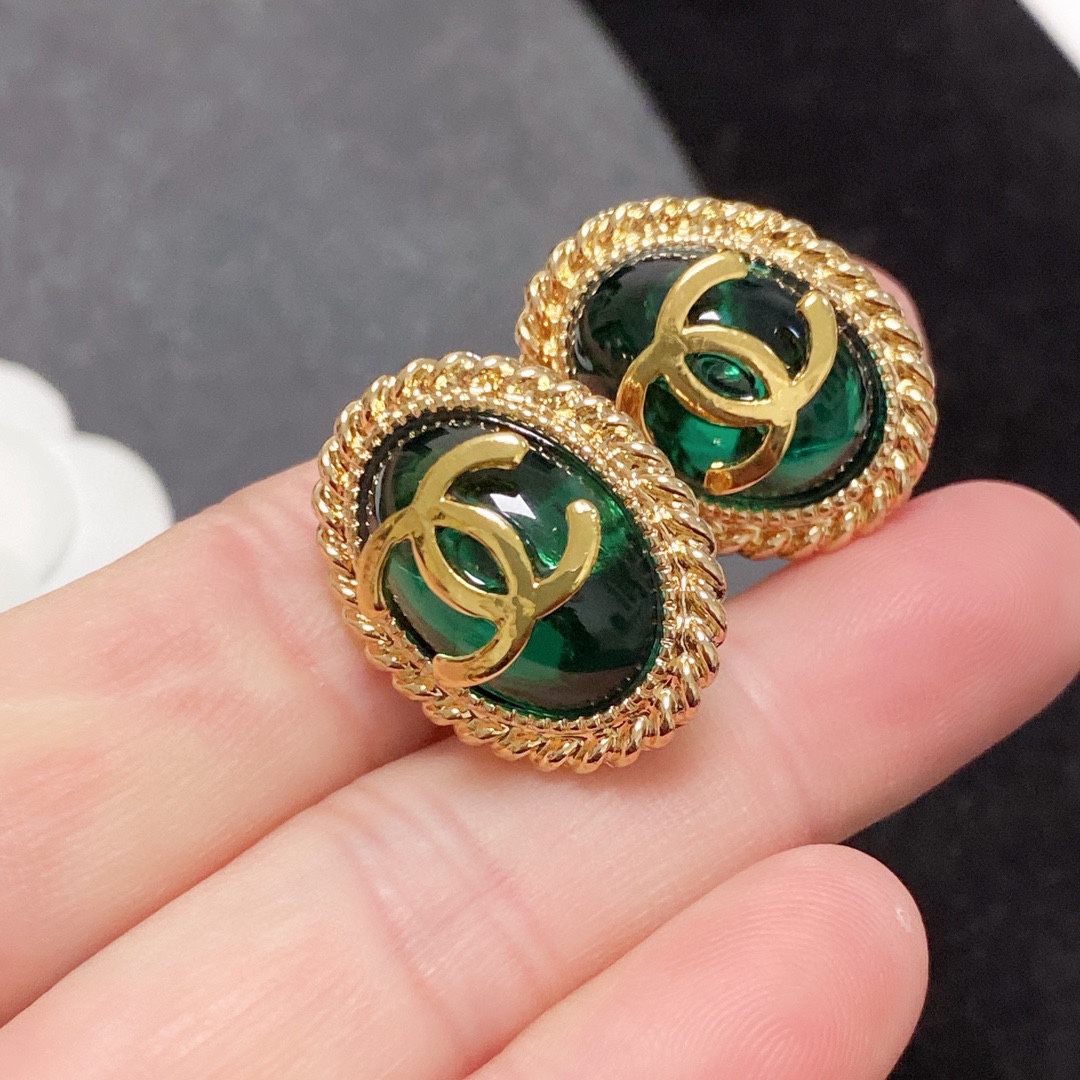 [TOP] CHANEL Double C Earrings - Ear Clip