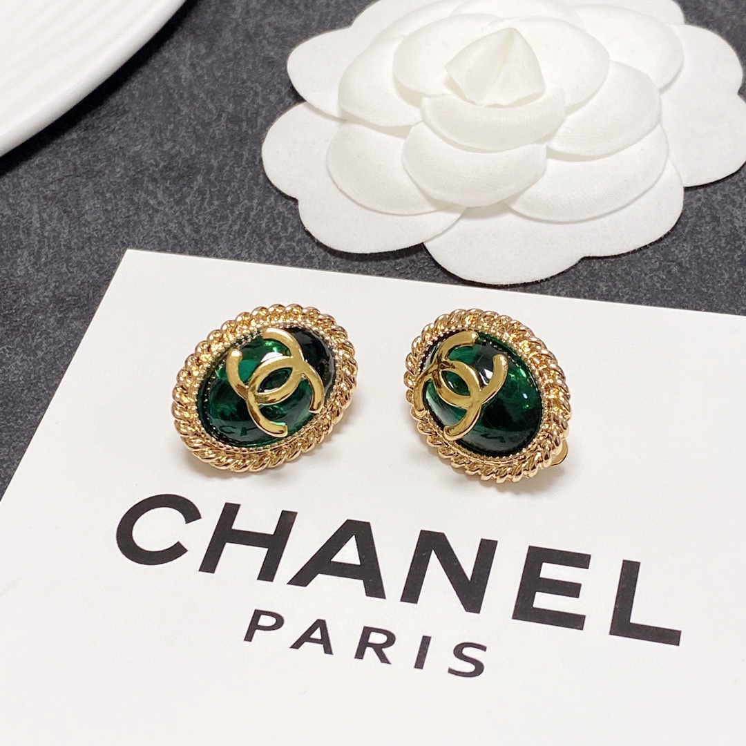 [TOP] CHANEL Double C Earrings - Ear Clip