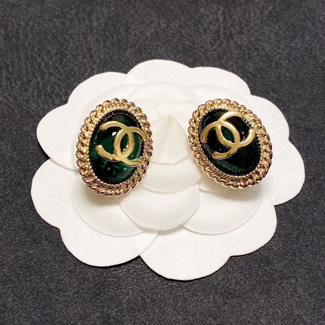 [TOP] CHANEL Double C Earrings - Ear Clip