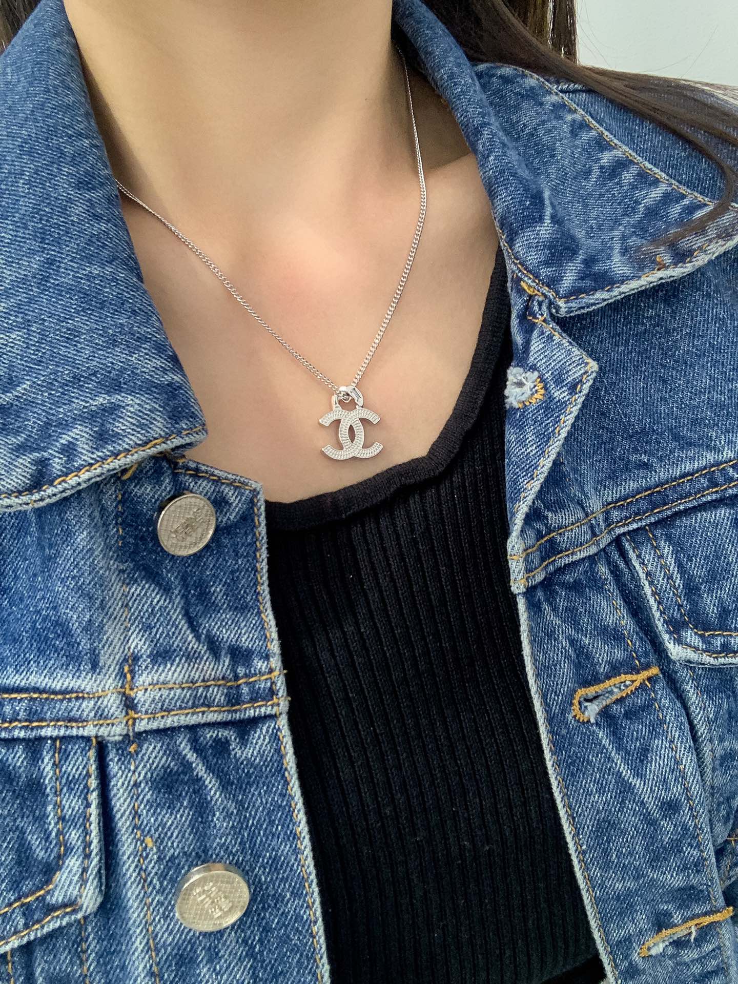 [TOP] CHANEL Double C Necklace - Silver