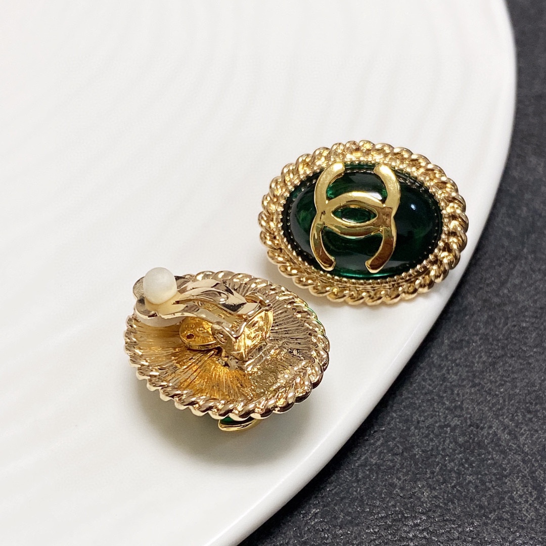 [TOP] CHANEL Double C Earrings - Ear Clip