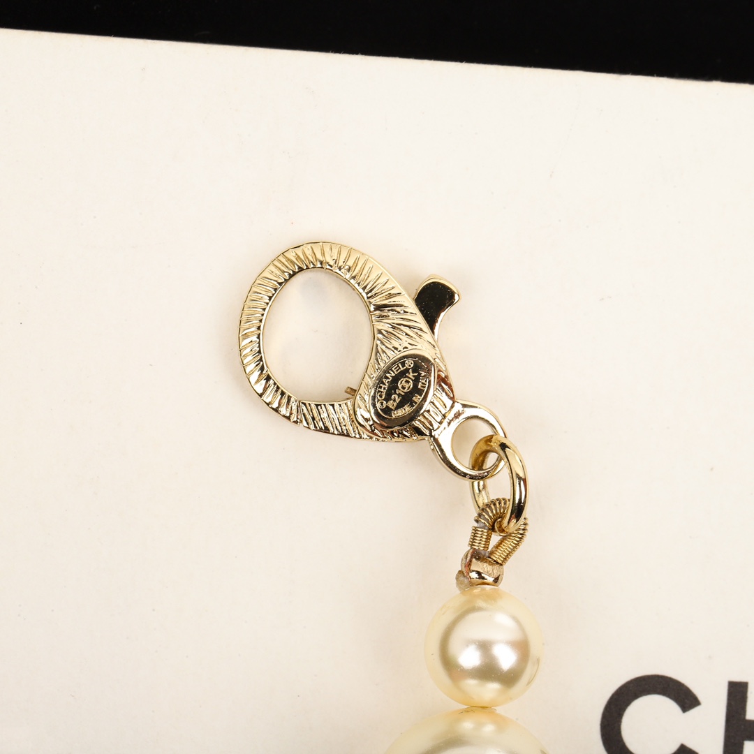 [TOP] CHANEL Pearl Double C Necklace