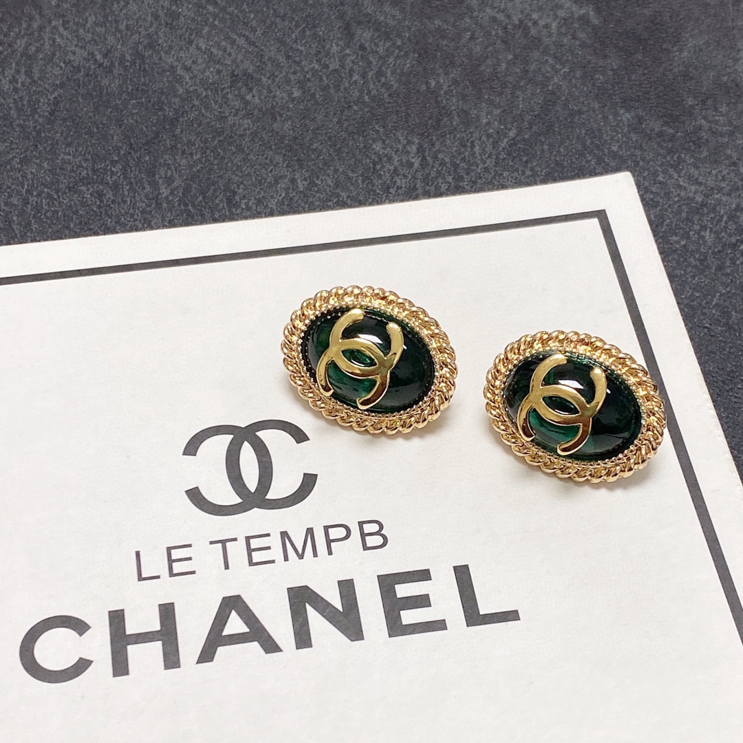 [TOP] CHANEL Double C Earrings - Ear Clip