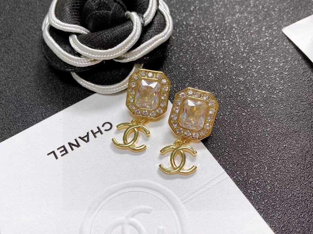 [TOP] CHANEL Double C Earrings