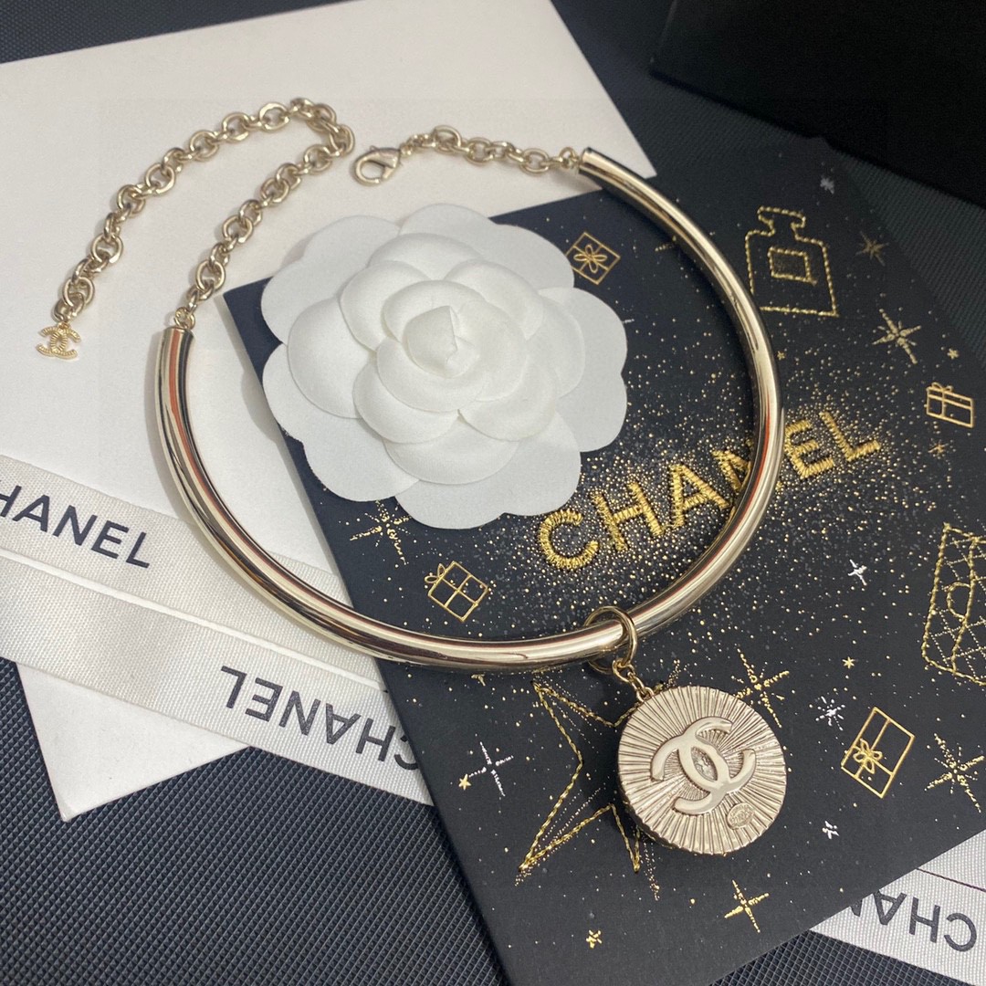 [TOP] CHANEL Double C Necklace