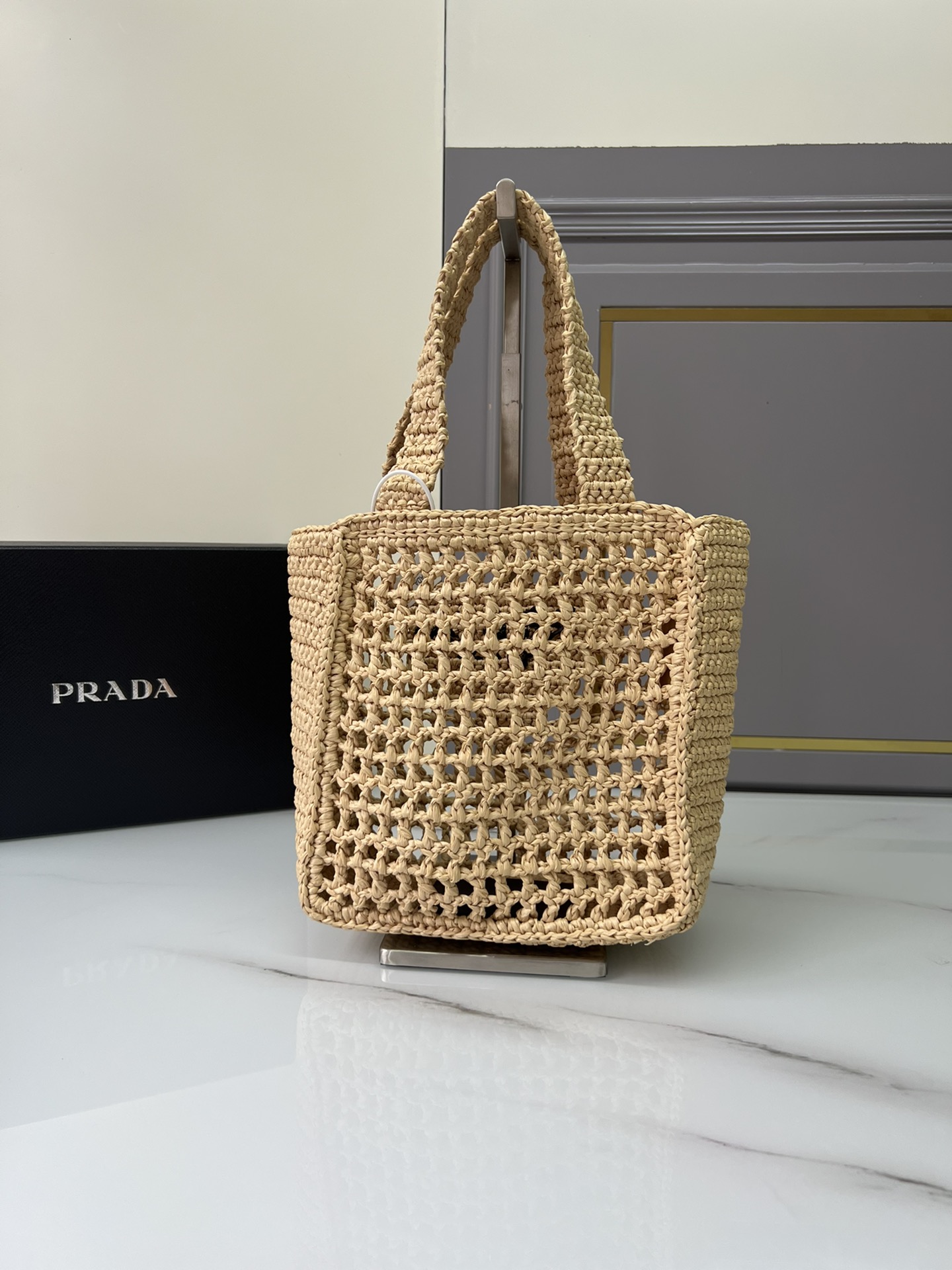 [Top] PRADA Straw Shoulder Bags 26x22x11cm