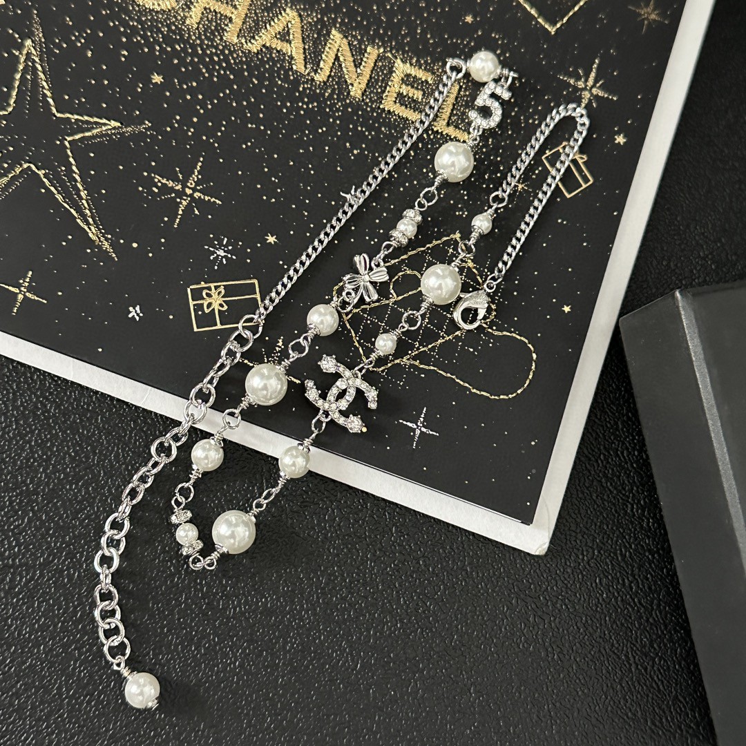 [TOP] CHANEL Pearl  Necklace