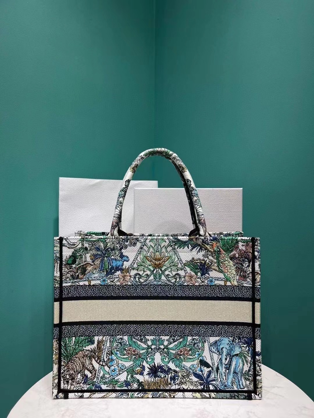 [TOP] Christian Dior Book Tote Bag 36 CM - Medium