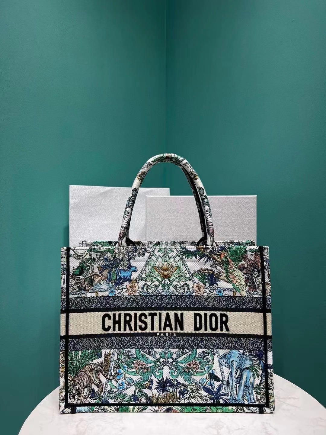 [TOP] Christian Dior Book Tote Bag 36 CM - Medium
