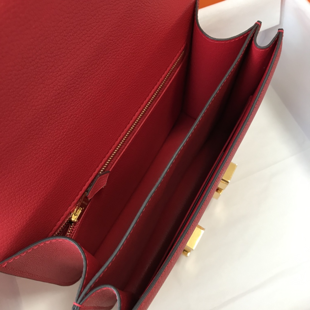 [TOP] HERMES Constance epsom 19/23 CM- Red & GHW